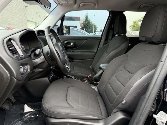 2017 Jeep Renegade Latitude North Edition photo 13