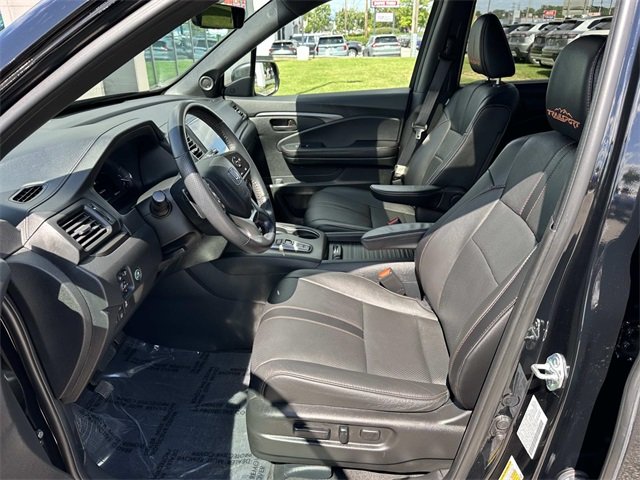 2023 Honda Passport TrailSport photo 15