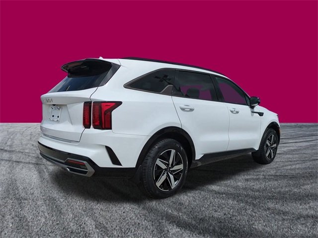 2023 Kia Sorento S photo 2