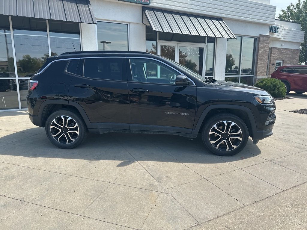 2022 Jeep Compass Limited photo 3