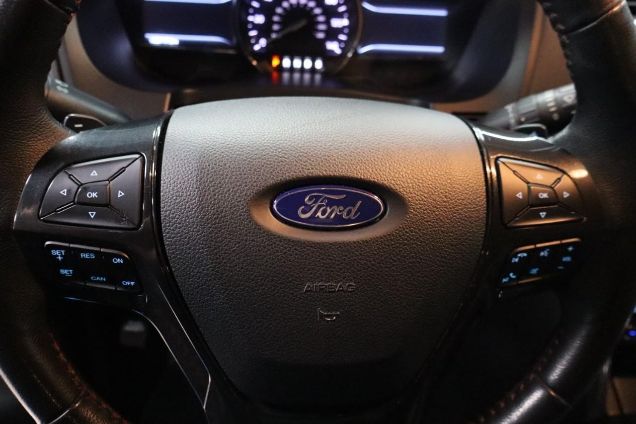 2019 Ford Explorer Sport photo 12