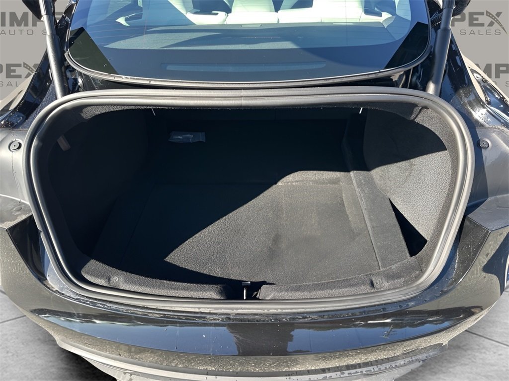 2024 Tesla Model 3 photo 21