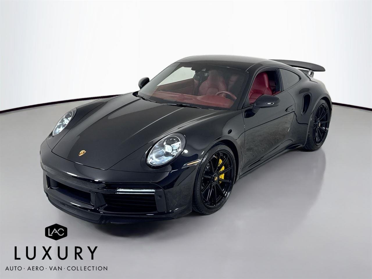 2021 Porsche 911 Turbo S photo 2