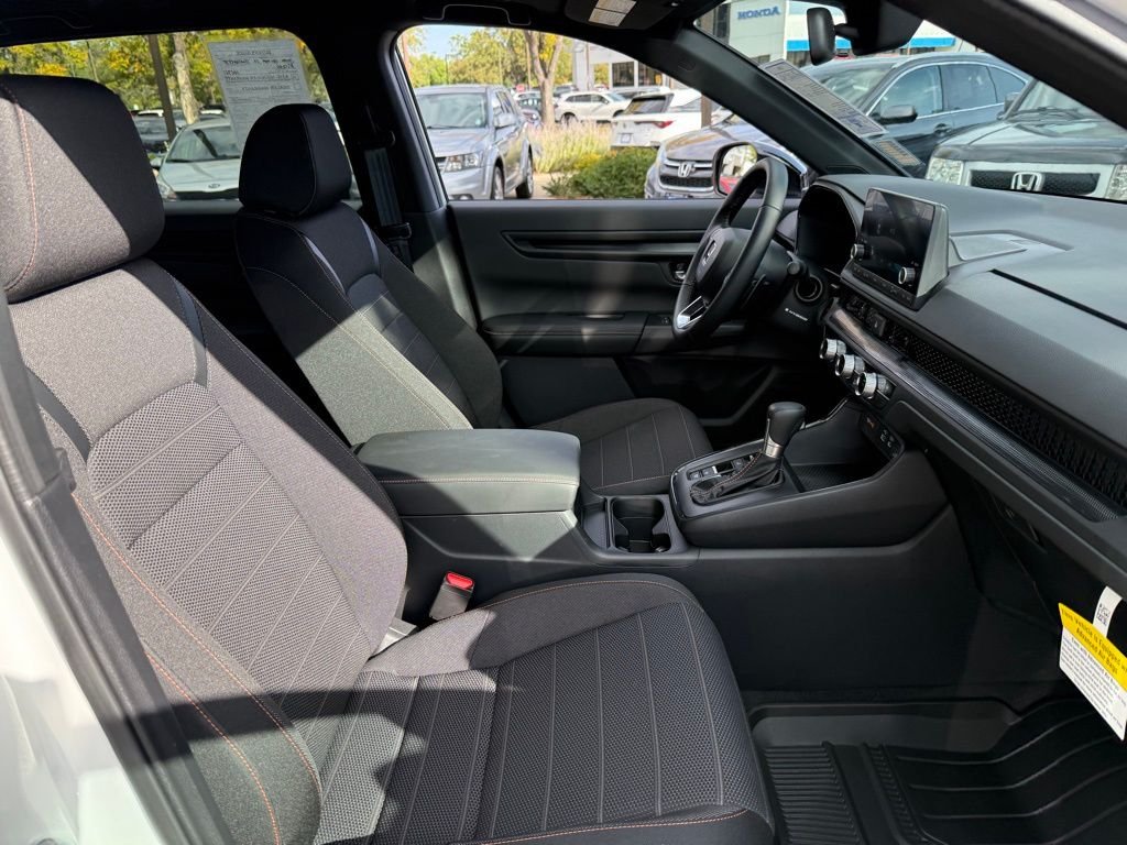 2025 Honda CR-V Hybrid Sport photo 17