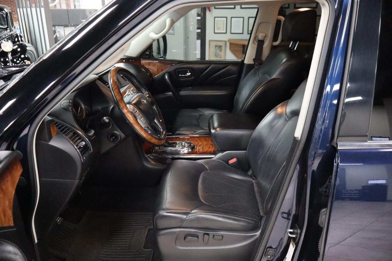 2017 Infiniti QX80 Base photo 9