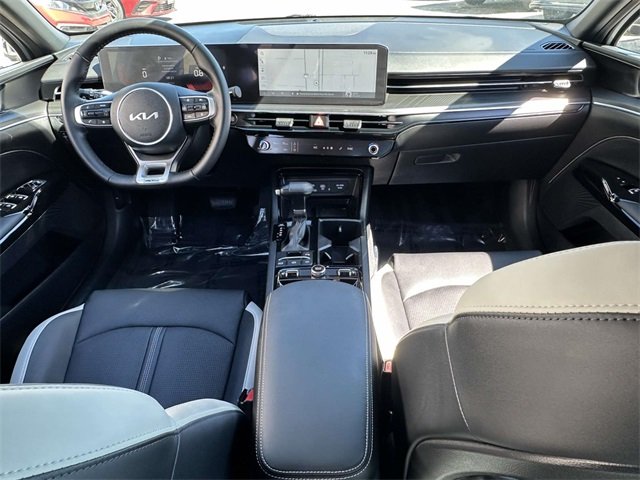 2025 Kia K5 GT-Line photo 16