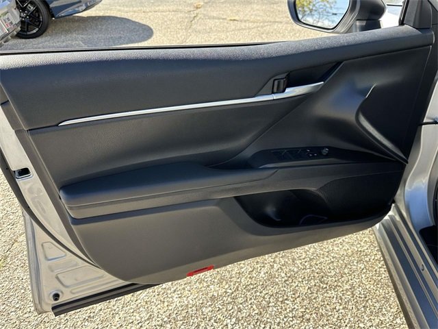 2023 Toyota Camry SE photo 27