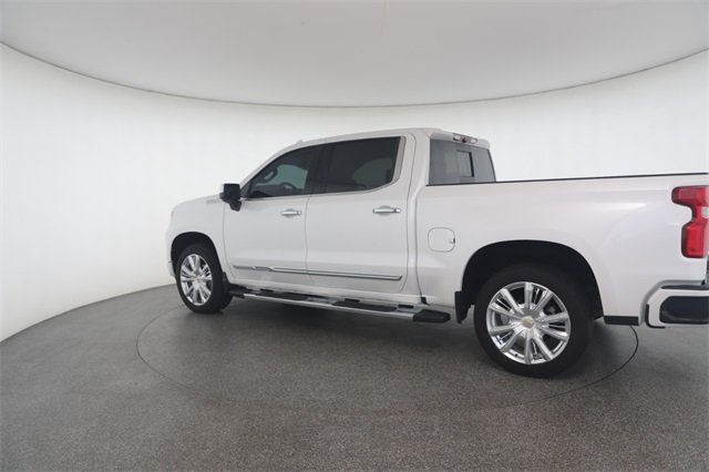 2023 Chevrolet Silverado 1500 High Country photo 6