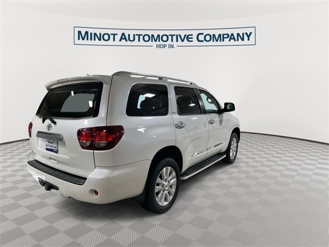 2019 Toyota Sequoia Platinum photo 8