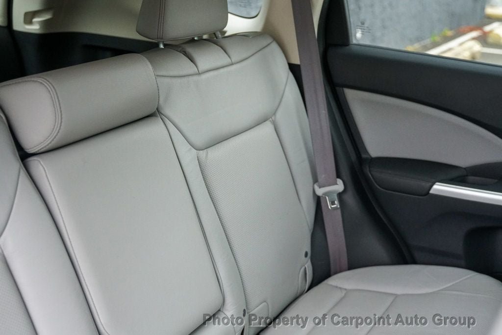 2015 Honda CR-V EX-L photo 16