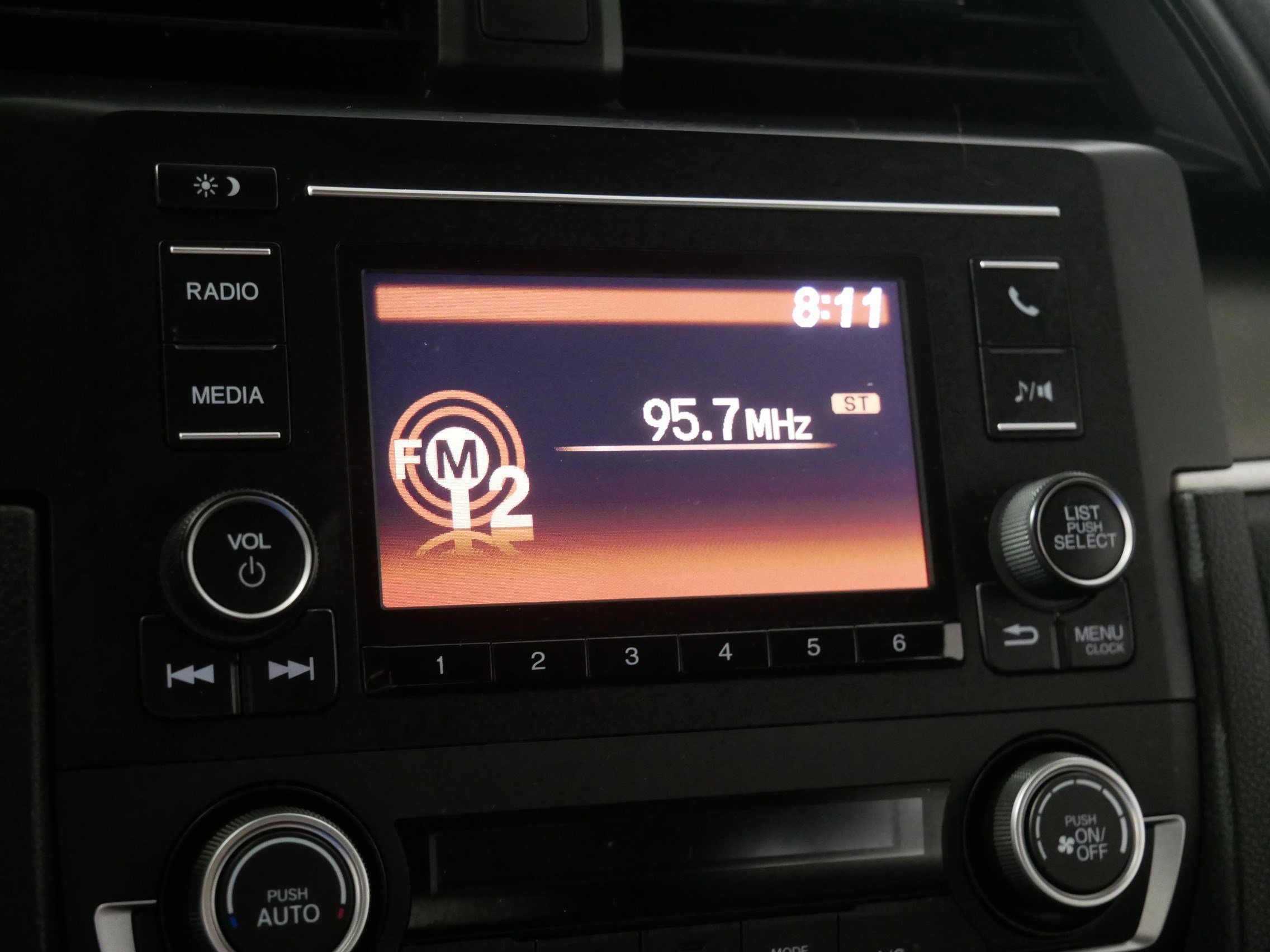 2020 Honda Civic LX photo 19
