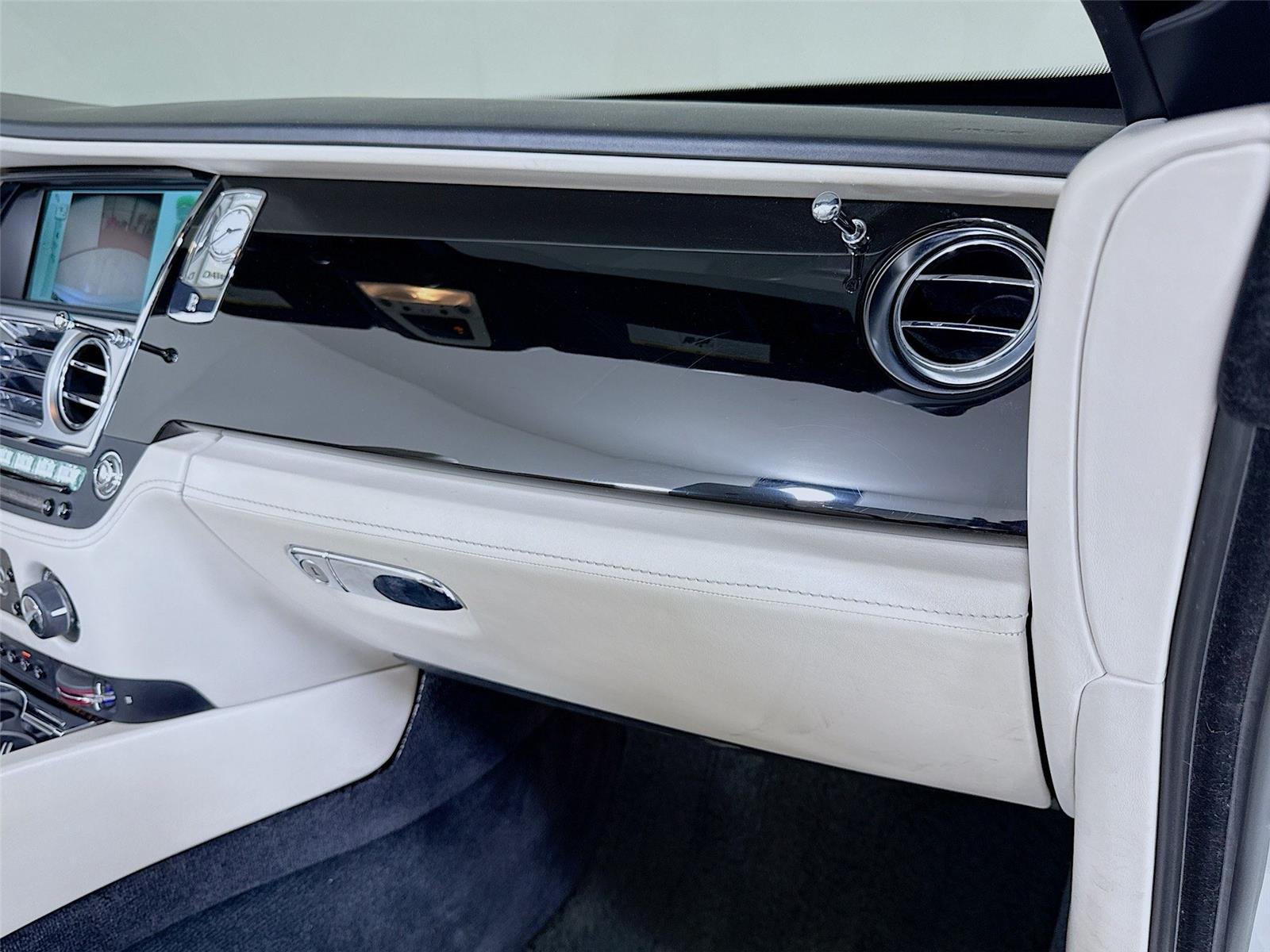 2016 Rolls Royce Dawn RR6 photo 29