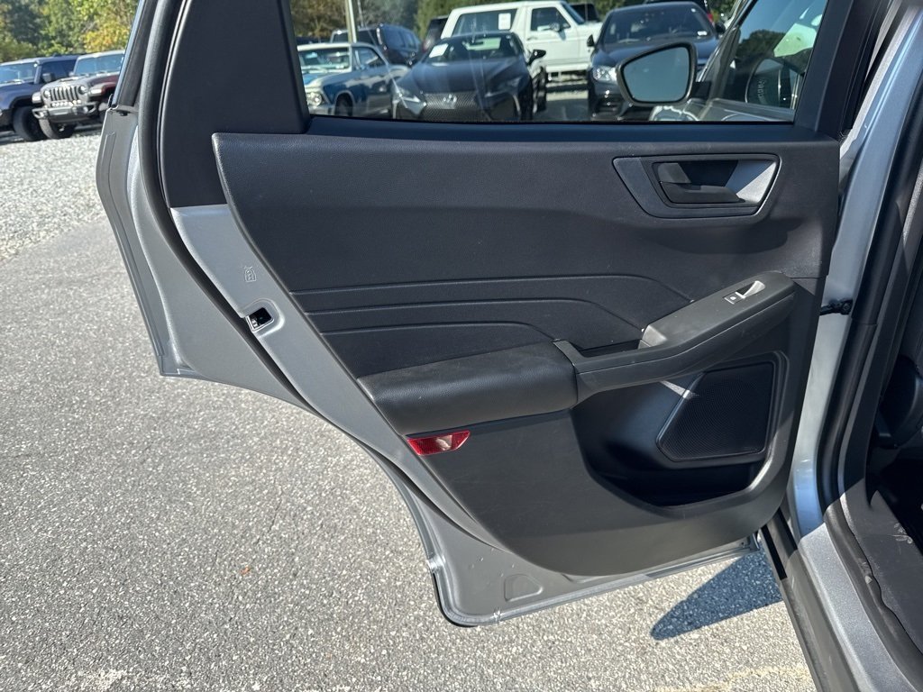 2022 Ford Escape SE photo 27
