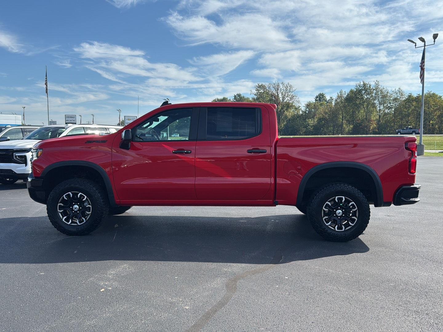 2024 Chevrolet Silverado 1500 ZR2 photo 3