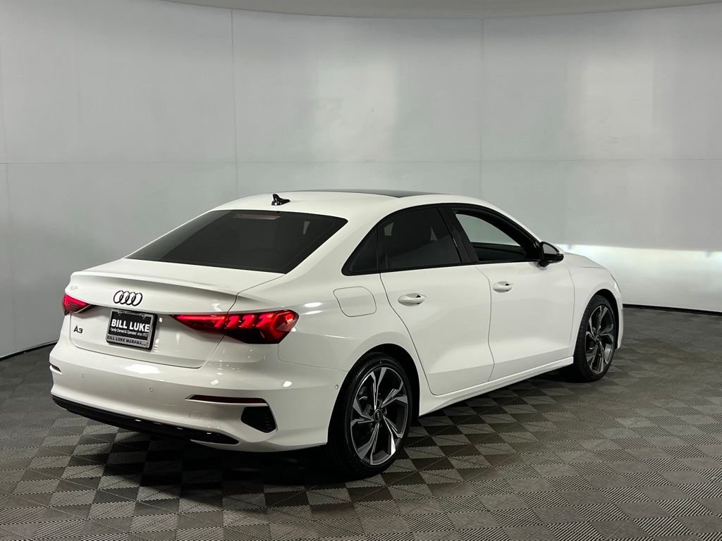2023 Audi A3 40 Premium photo 4