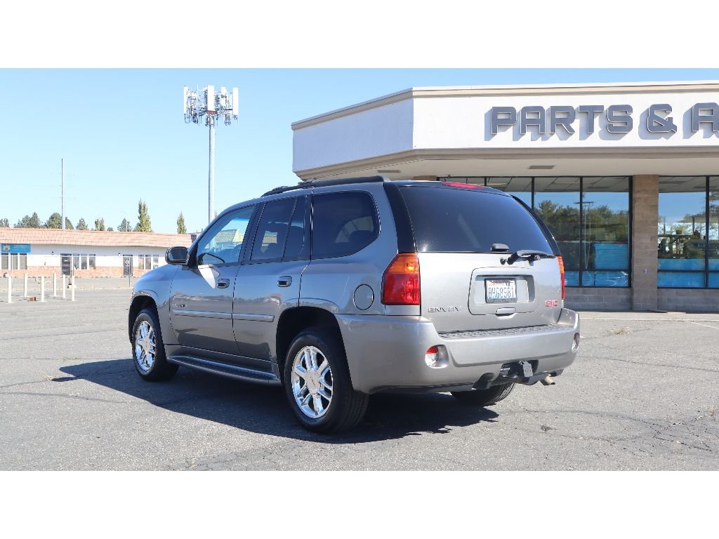 2007 Gmc Envoy Denali photo 4