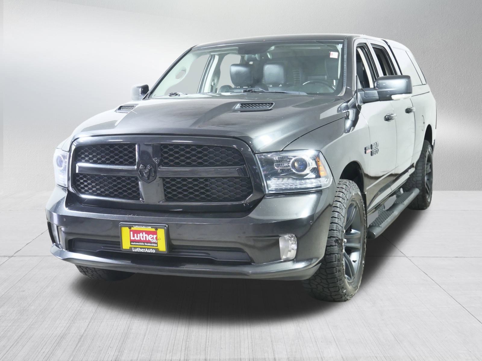 2017 Ram 1500 Sport photo 3
