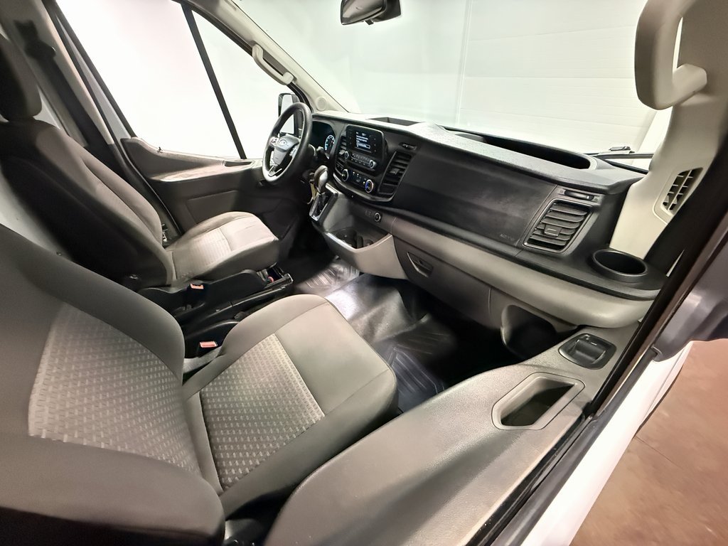 2020 Ford Transit photo 47