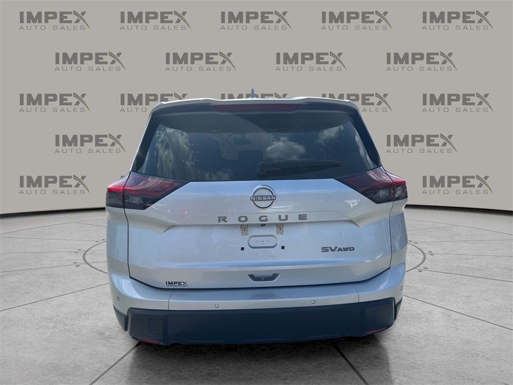 2024 Nissan Rogue SV photo 4