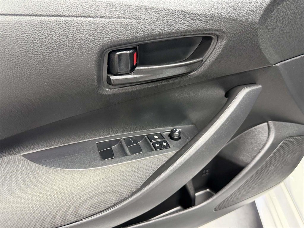 2023 Toyota Corolla LE photo 11