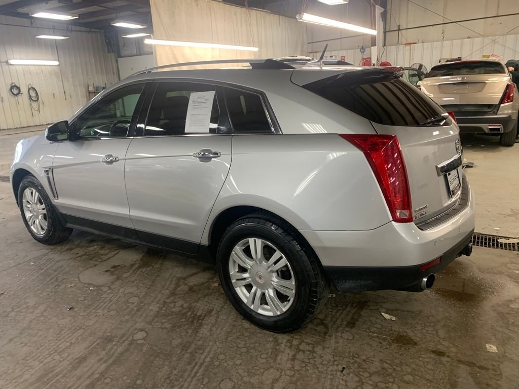 2014 Cadillac SRX Luxury photo 2