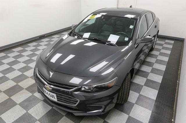 2018 Chevrolet Malibu Hybrid Base photo 6