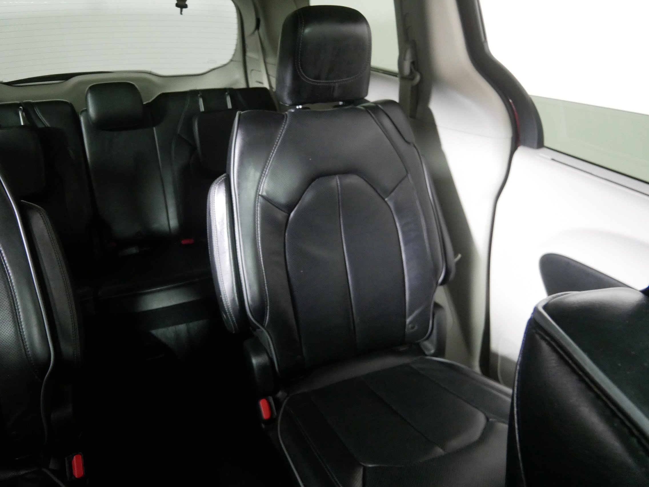 2018 Chrysler Pacifica Limited photo 14