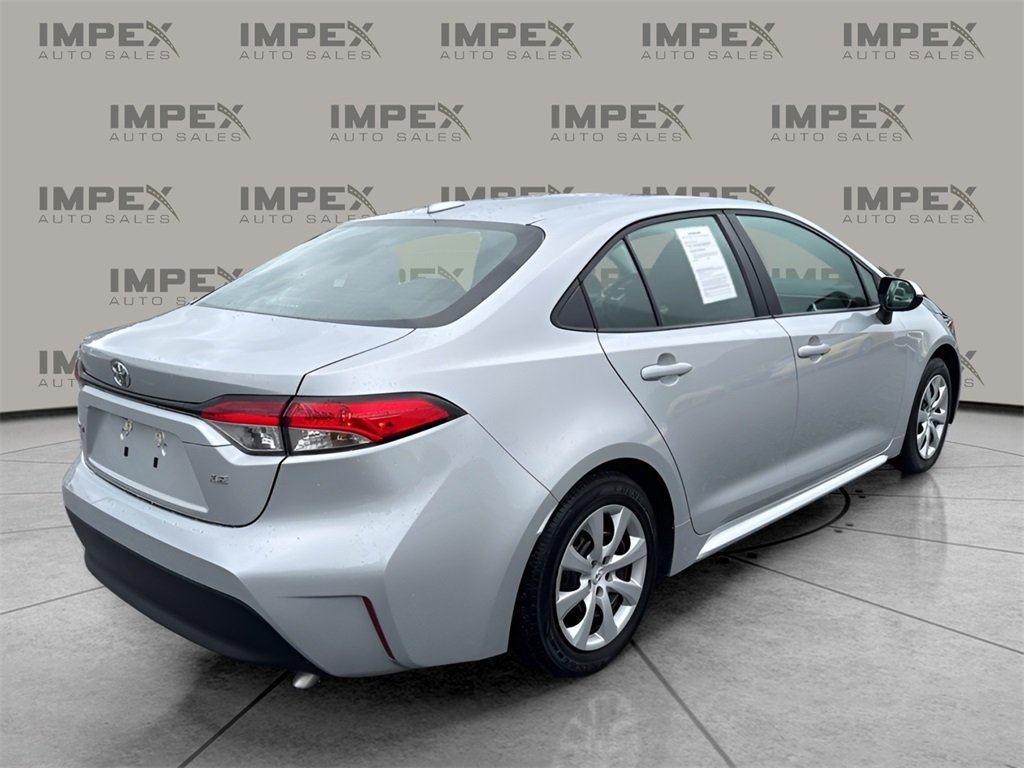 2024 Toyota Corolla LE photo 5