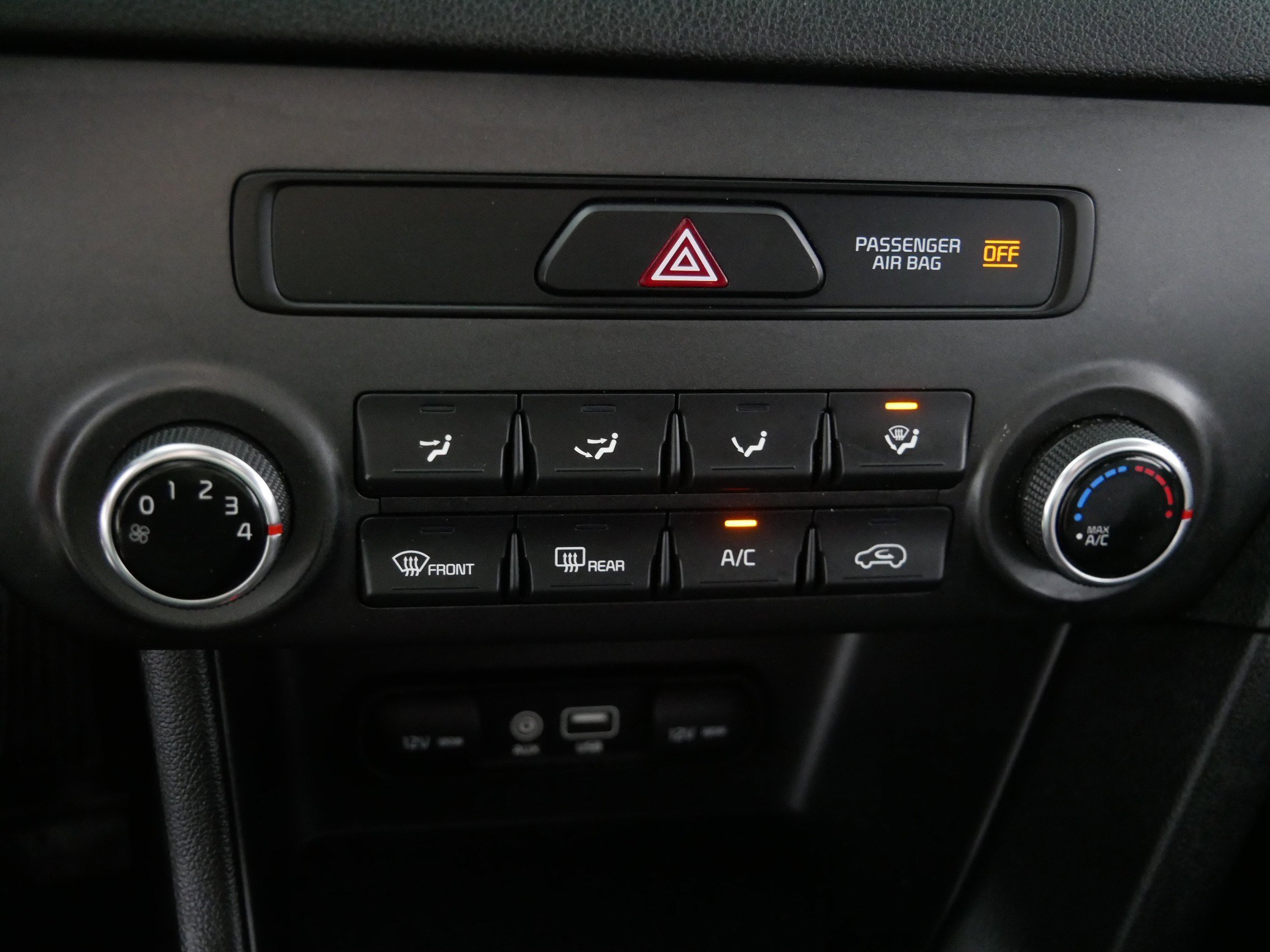 2019 Kia Sportage LX photo 23