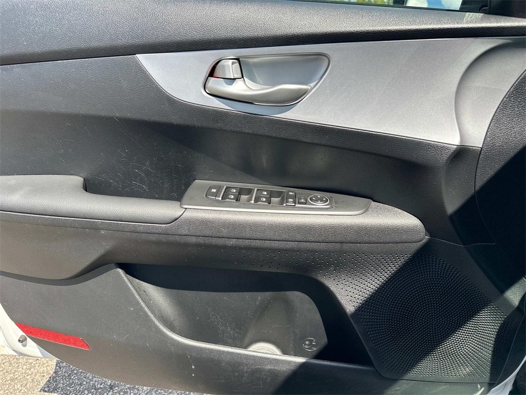 2024 Kia Forte LX photo 26