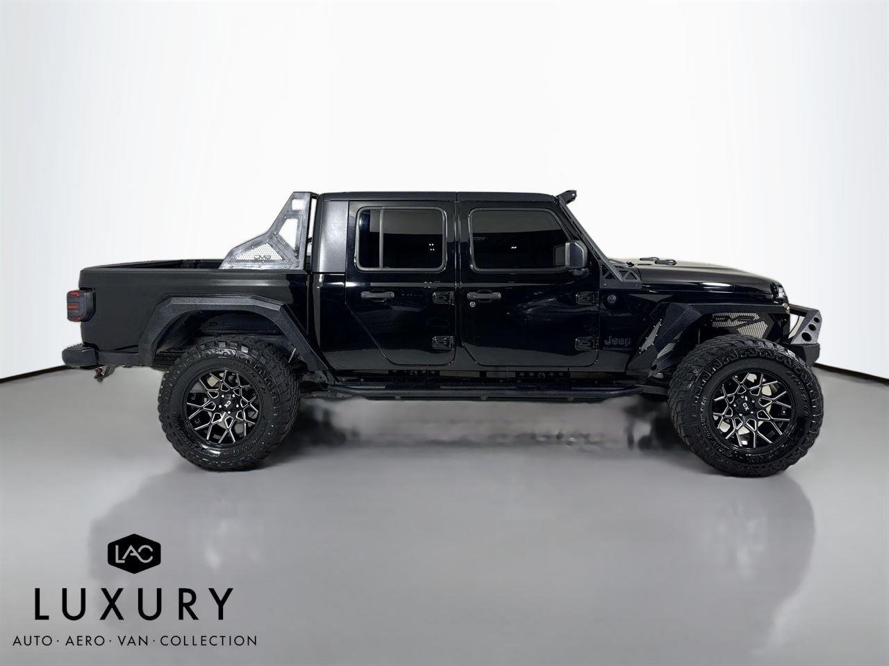 2020 Jeep Gladiator Sport S photo 3