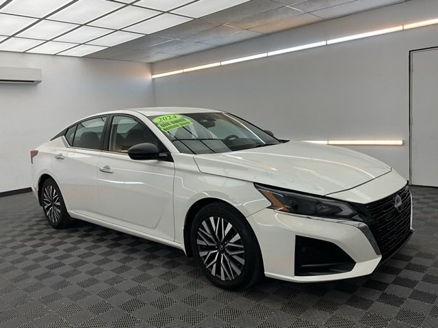 2024 Nissan Altima 2.5 SV photo 3