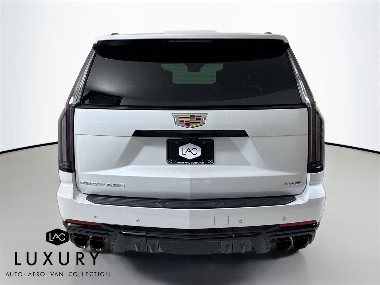 2025 Cadillac Escalade ESV V-Series photo 5