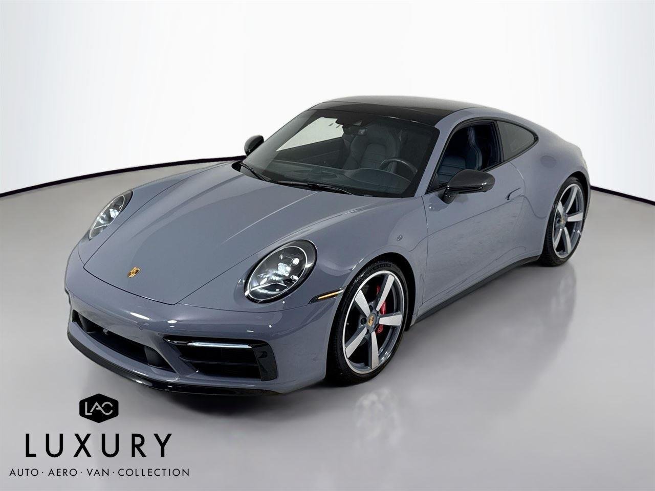 2023 Porsche 911 4S photo 2