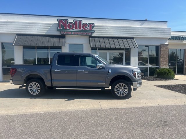 2024 Ford F-150 Lariat photo 2