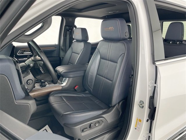 2023 Chevrolet Silverado 1500 High Country photo 30