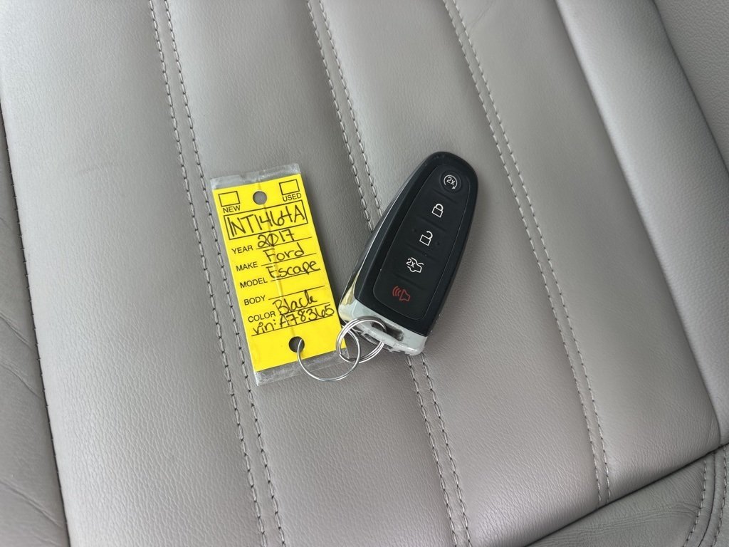 2017 Ford Escape Titanium photo 36