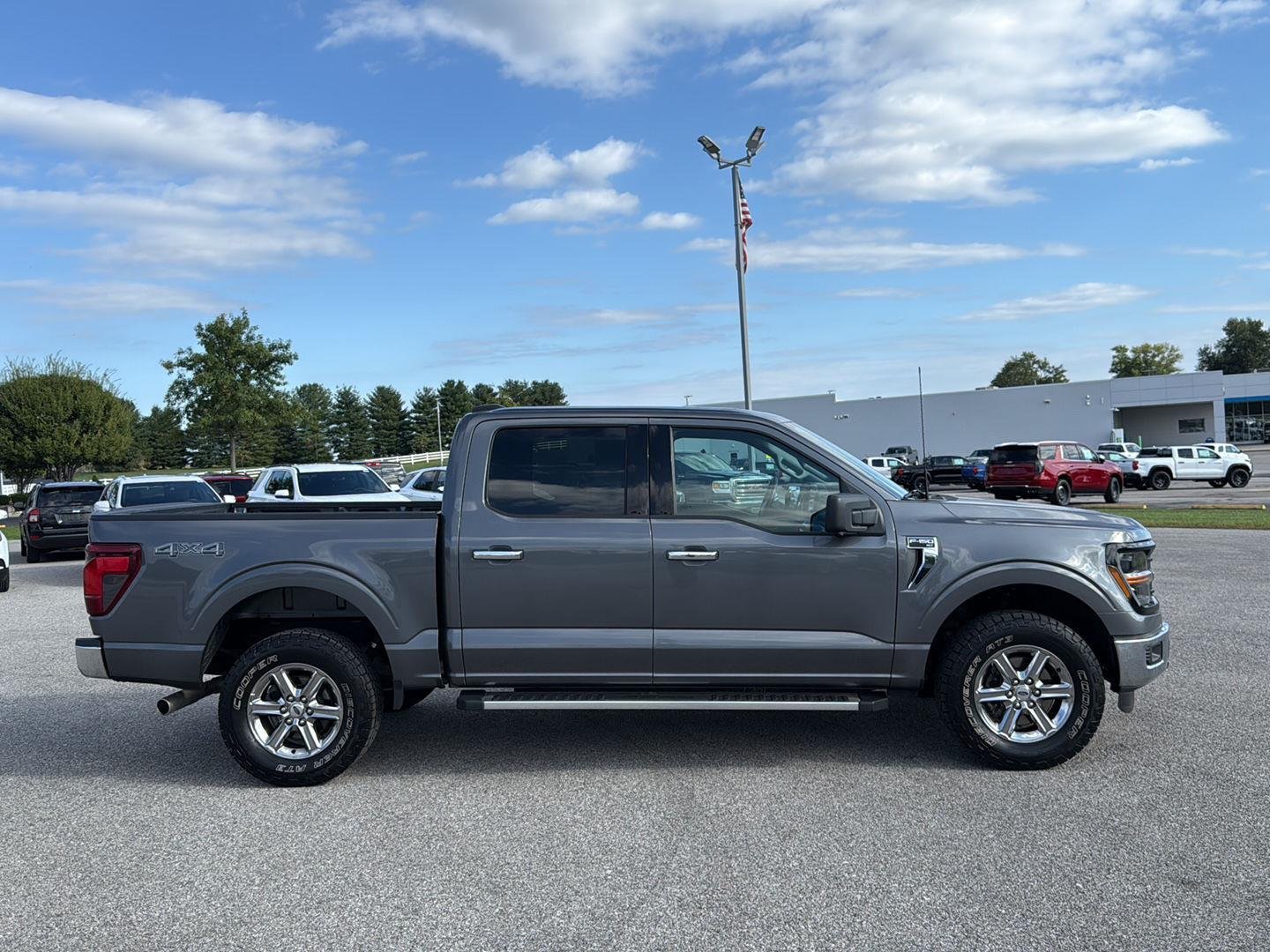 2024 Ford F-150 XLT photo 4