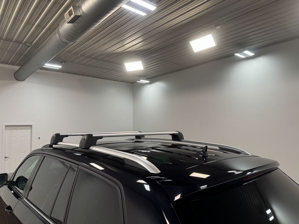 2023 Volkswagen Atlas SEL photo 39