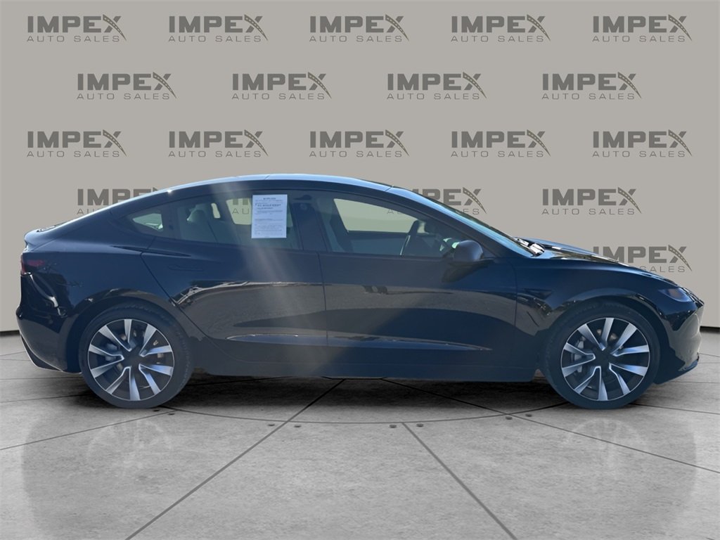 2024 Tesla Model 3 photo 6