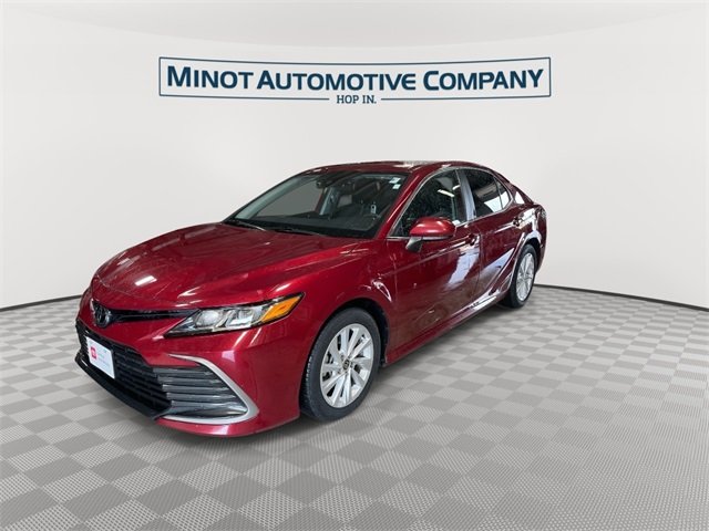 2021 Toyota Camry LE photo 4
