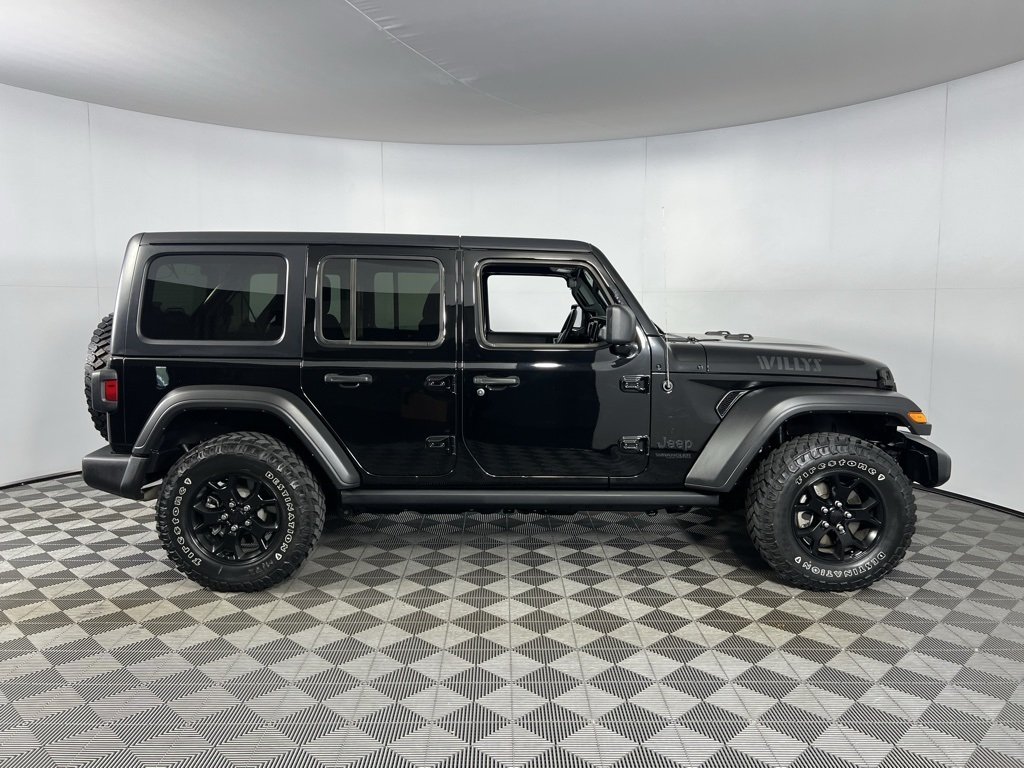 2021 Jeep Wrangler Unlimited Willys photo 3