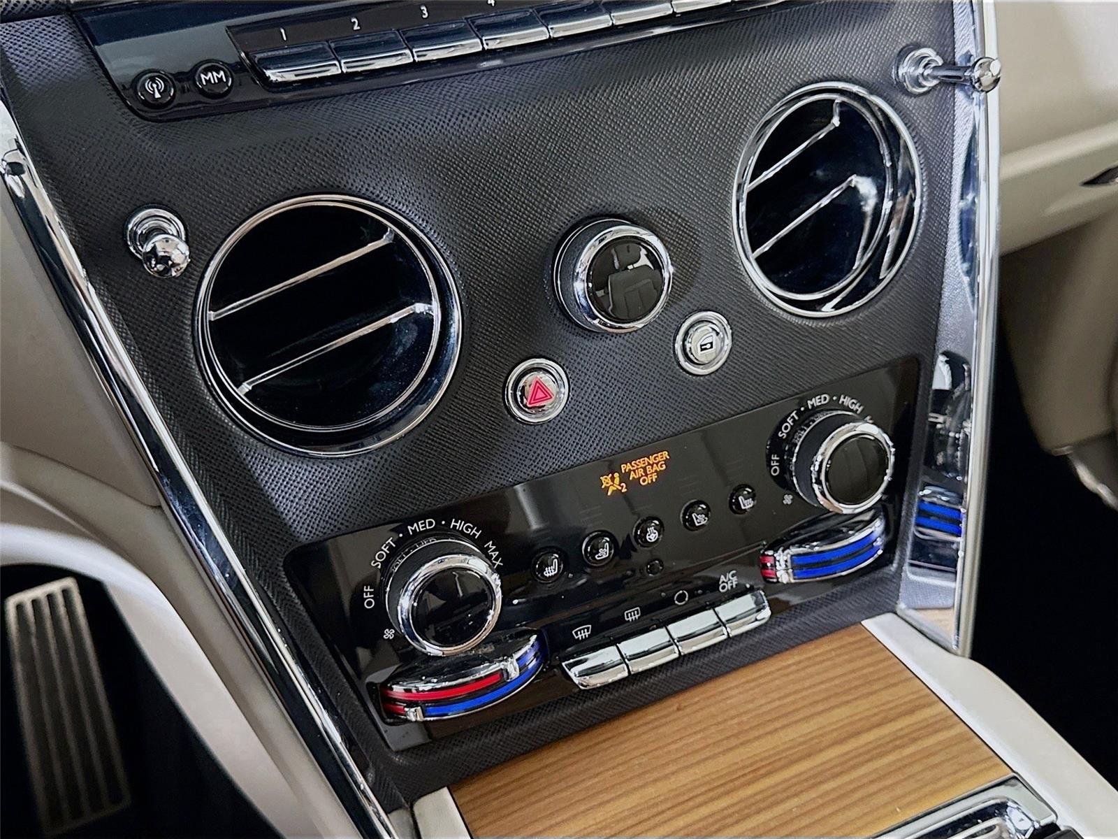 2021 Rolls Royce Cullinan RR31 photo 17