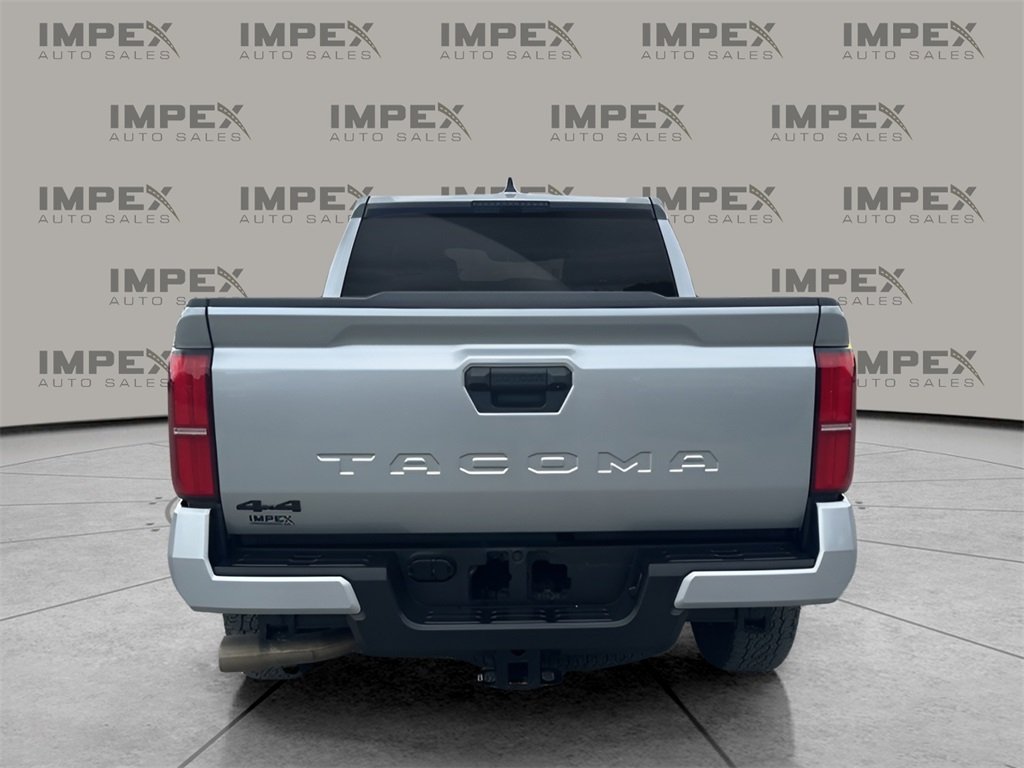 2025 Toyota Tacoma TRD Off-Road photo 4