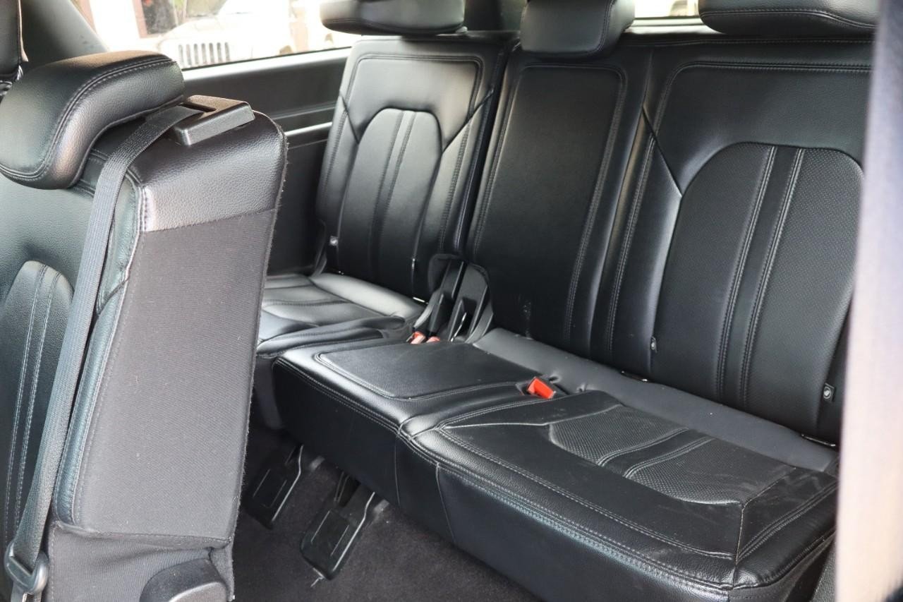 2021 Ford Expedition MAX Limited photo 16