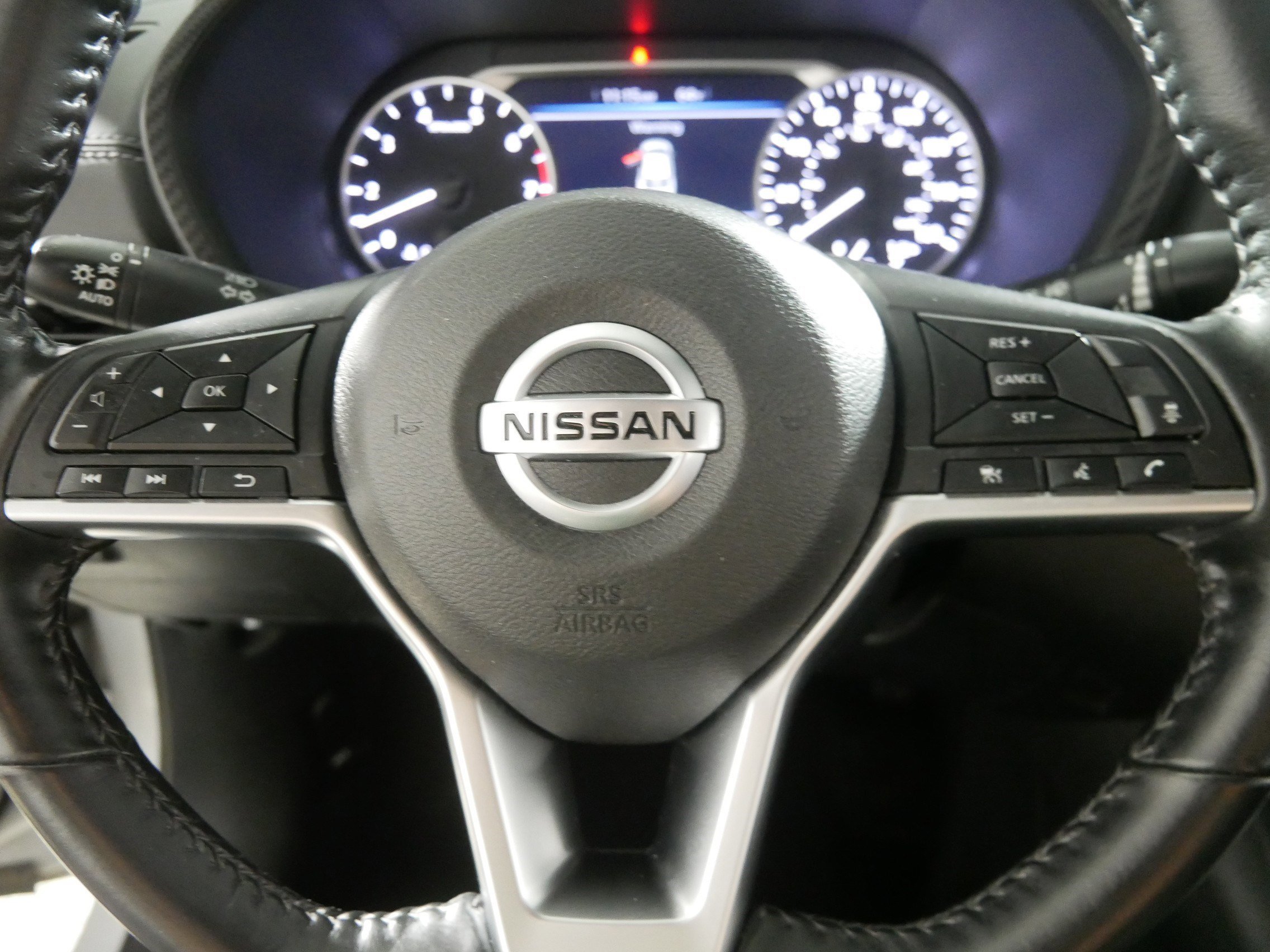 2023 Nissan Sentra SV photo 24