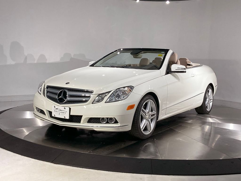 2011 Mercedes Benz E 350 photo 2