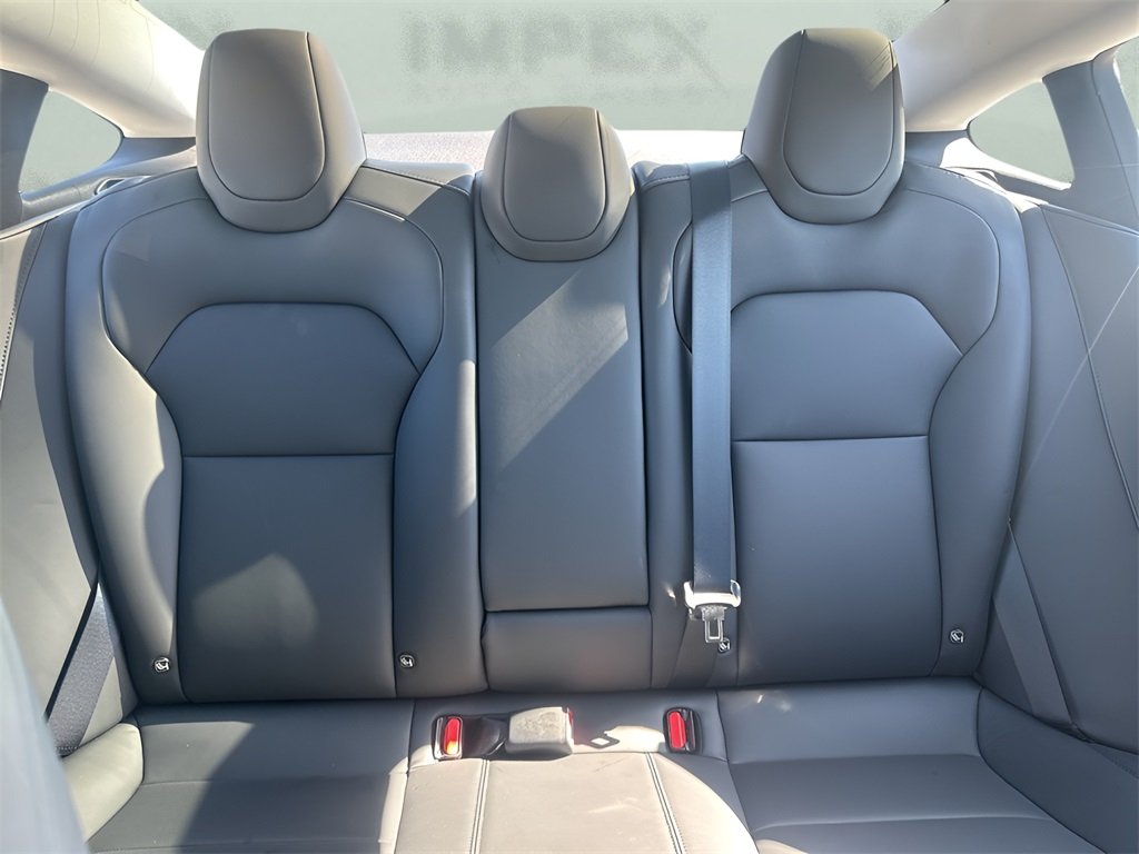 2025 Tesla Model 3 Long Range photo 11