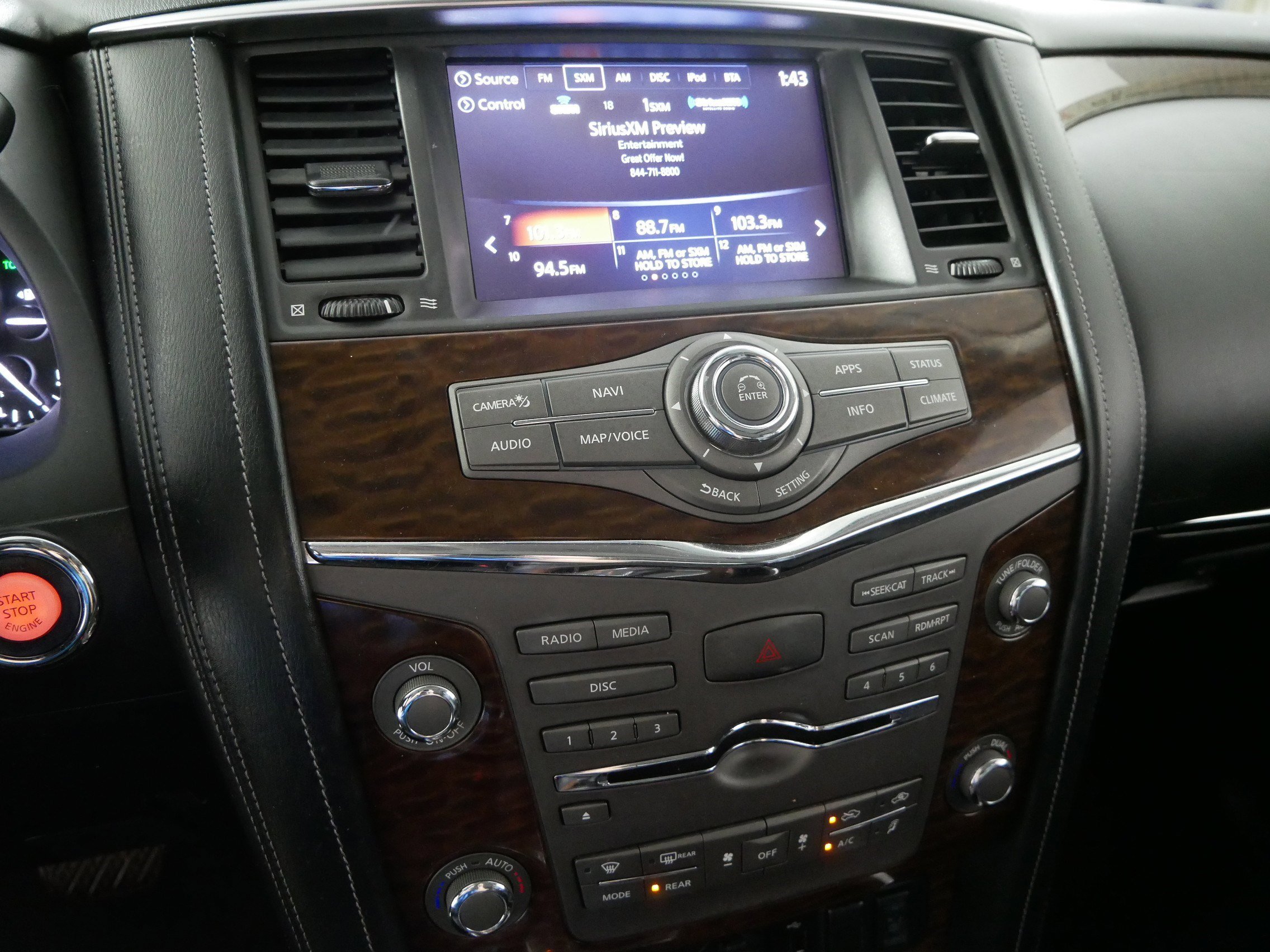 2019 Nissan Armada SL photo 19