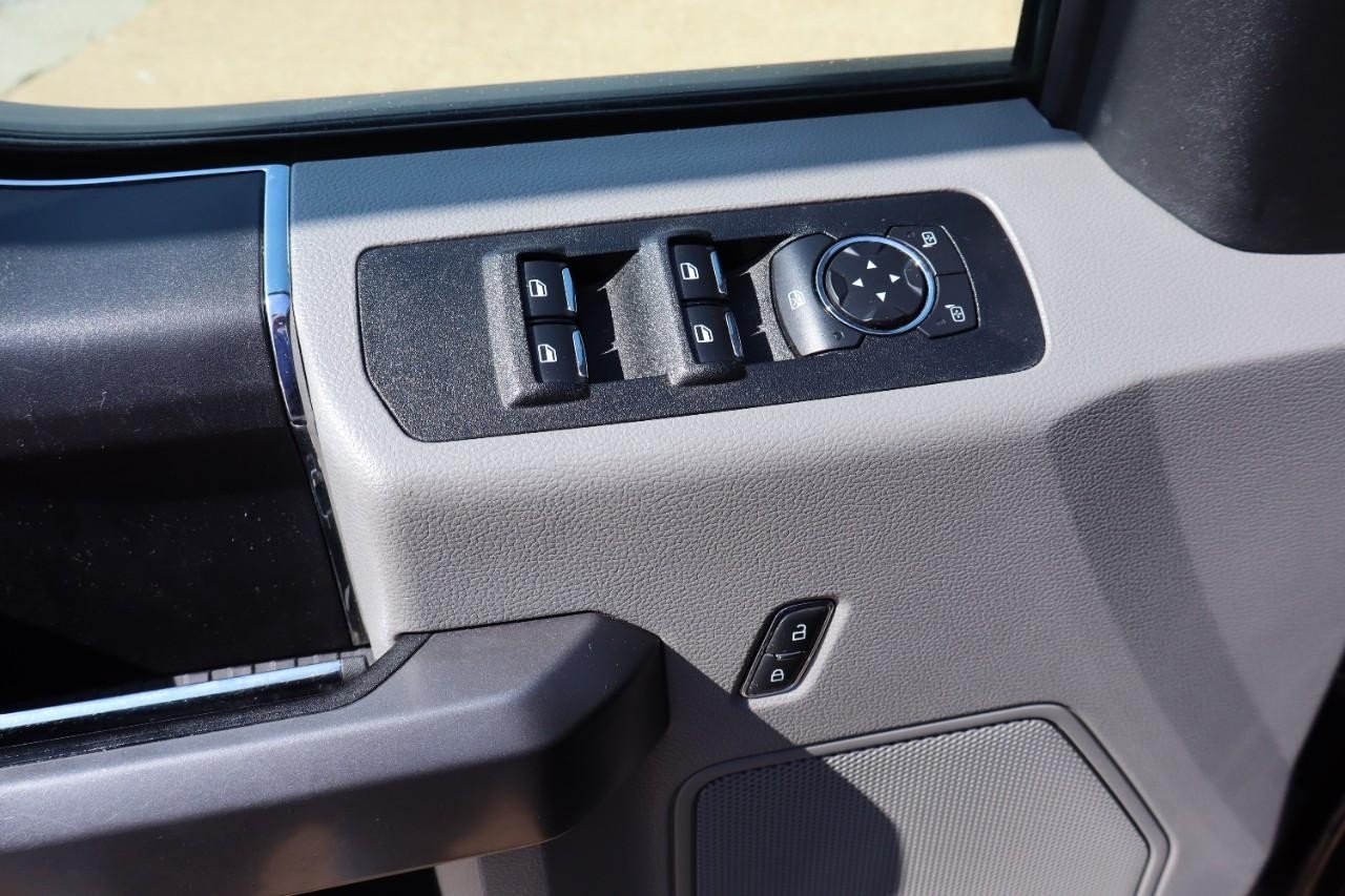 2020 Ford F-150 XLT photo 11